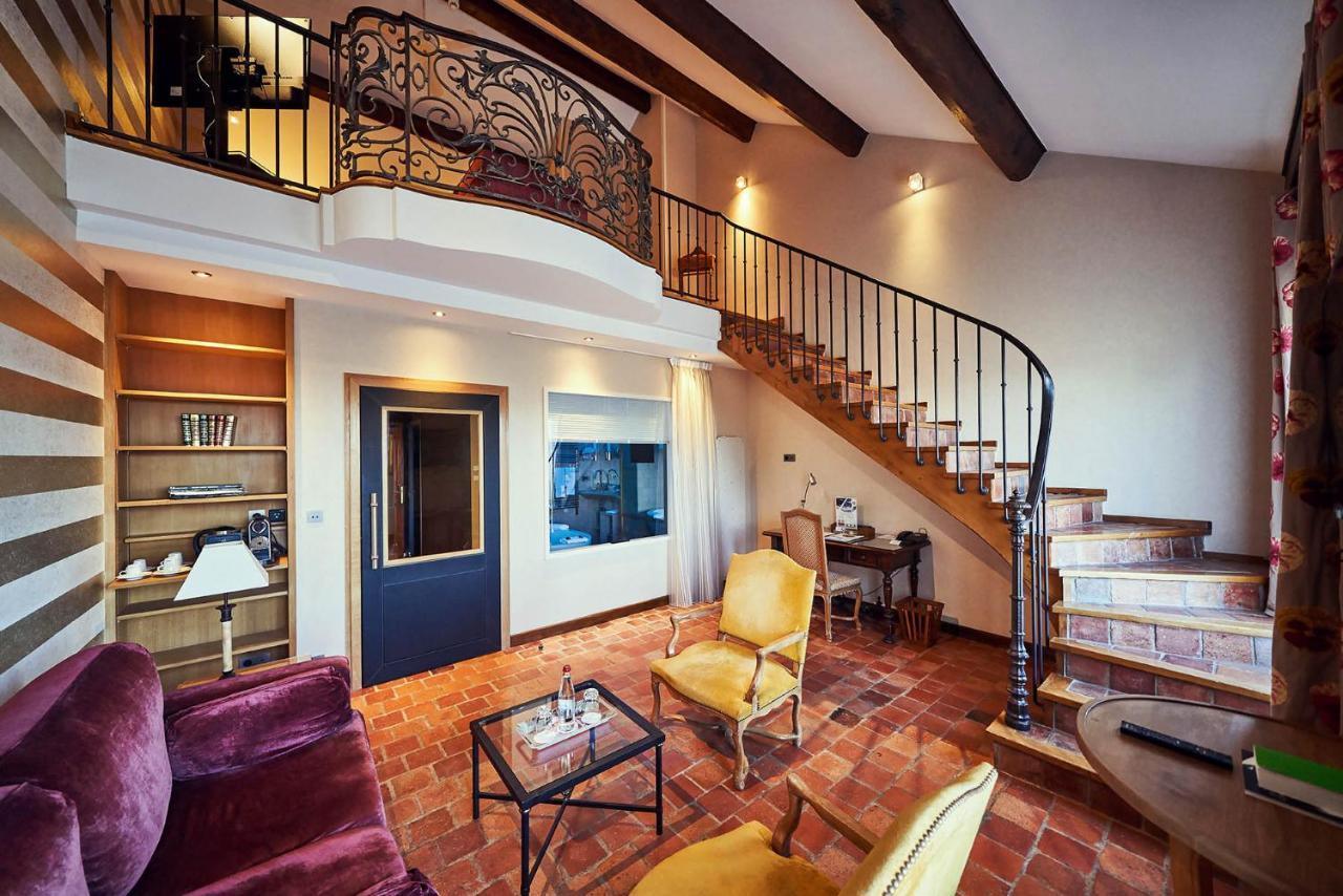 Relais Bernard Loiseau Hotel โซลิเยอ ภายนอก รูปภาพ
