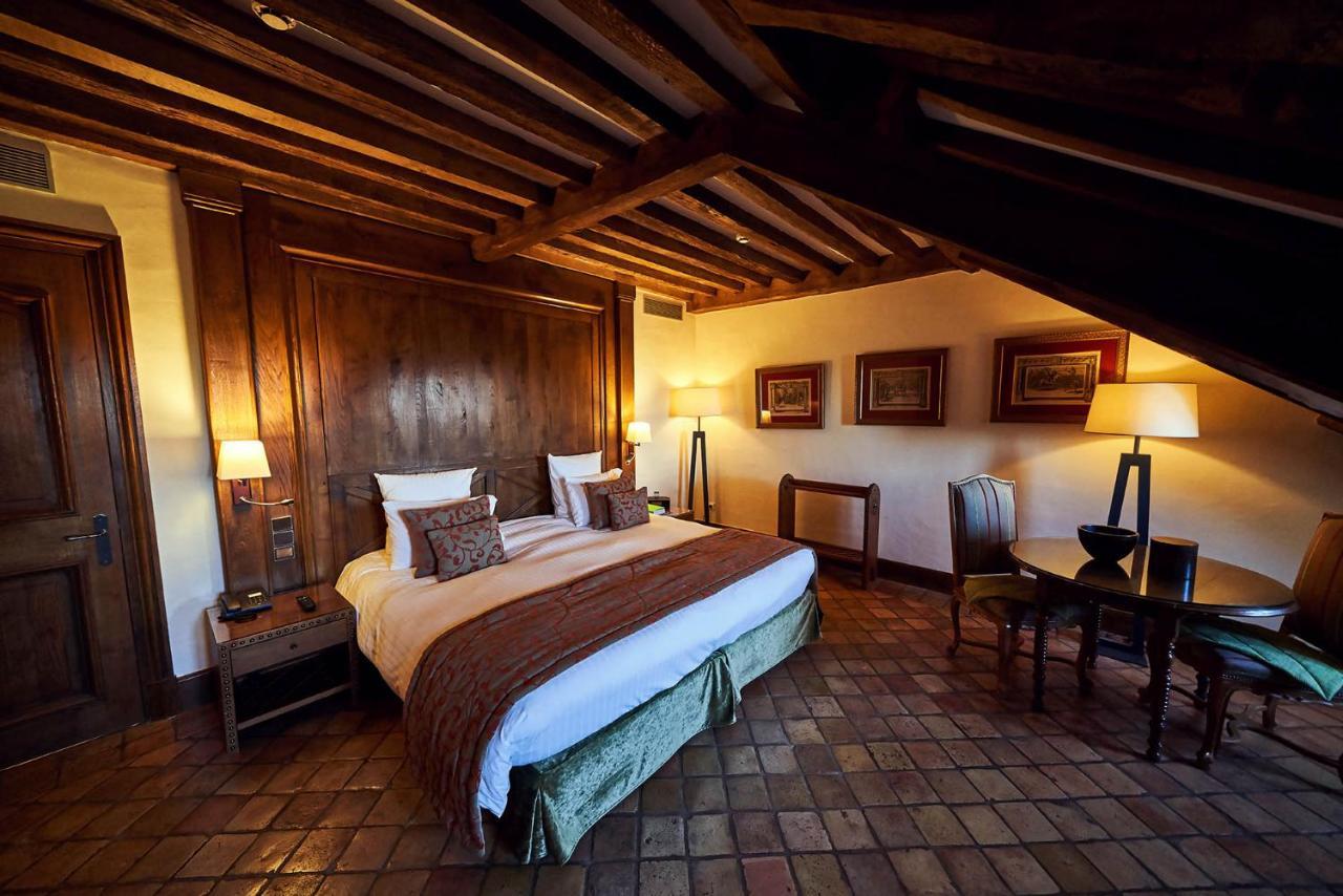 Relais Bernard Loiseau Hotel โซลิเยอ ภายนอก รูปภาพ