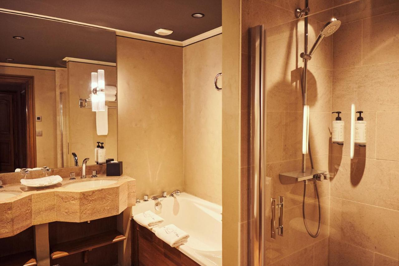 Relais Bernard Loiseau Hotel โซลิเยอ ภายนอก รูปภาพ